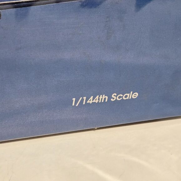 Minicraft Model Kits Continental Airlines 777-200 1/144 Scale PlasticModel 14478 - Picture 3 of 7